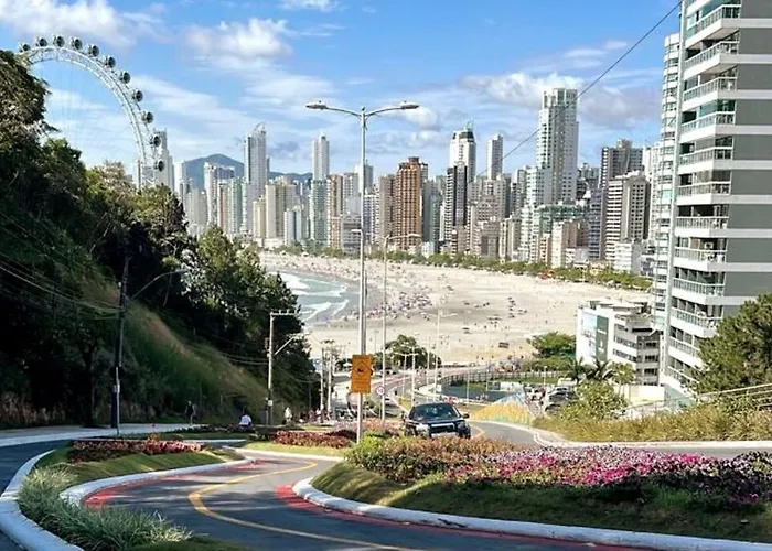 Lindo Apartamento Quadra Mar - Garagem Privada